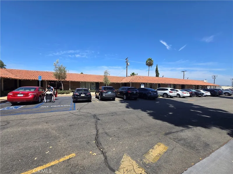 Newport Ave, Tustin, CA 92780