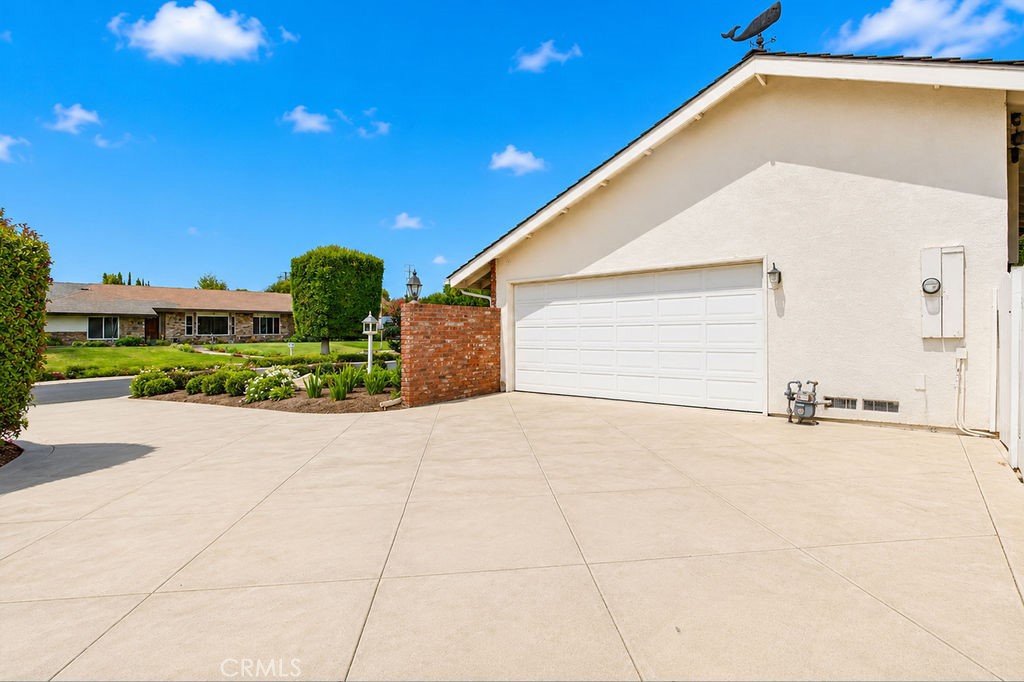 10131 Verde Lomas, Villa Park CA 92861 - photo 29