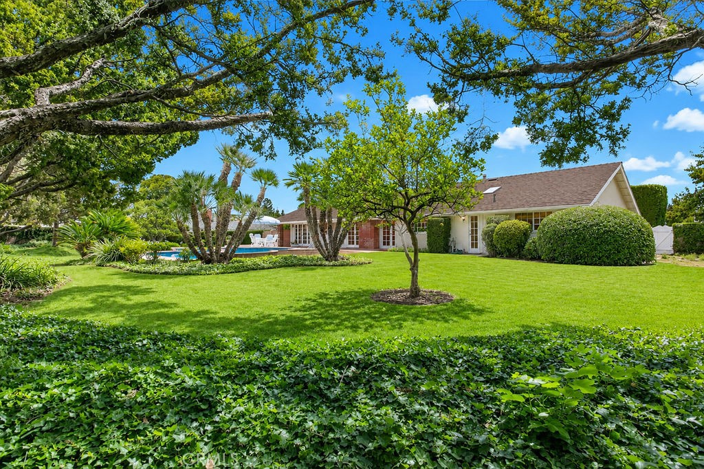 10131 Verde Lomas, Villa Park CA 92861 - photo 34