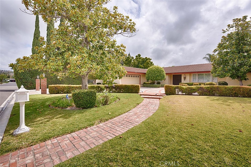 10162 Knuth Circle, Villa Park CA 92861 - photo 1