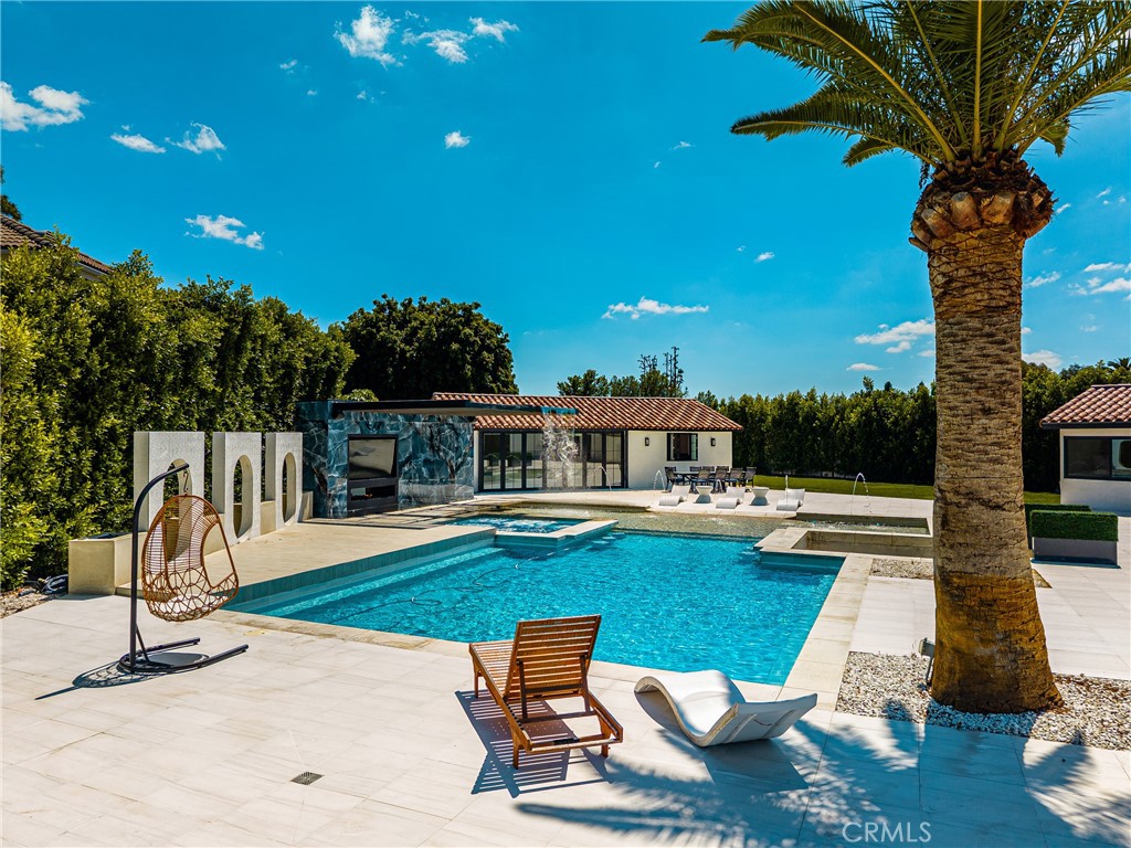 10282 OLD LAMPLIGHTER Lane, Villa Park CA 92861 - photo 6