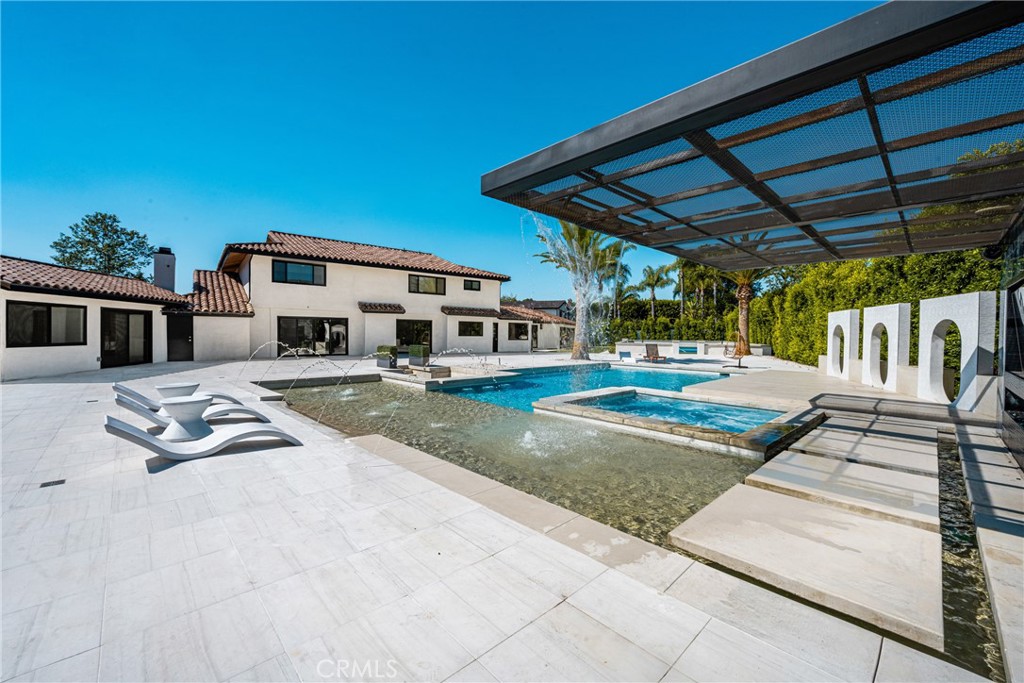 10282 OLD LAMPLIGHTER Lane, Villa Park CA 92861 - photo 7