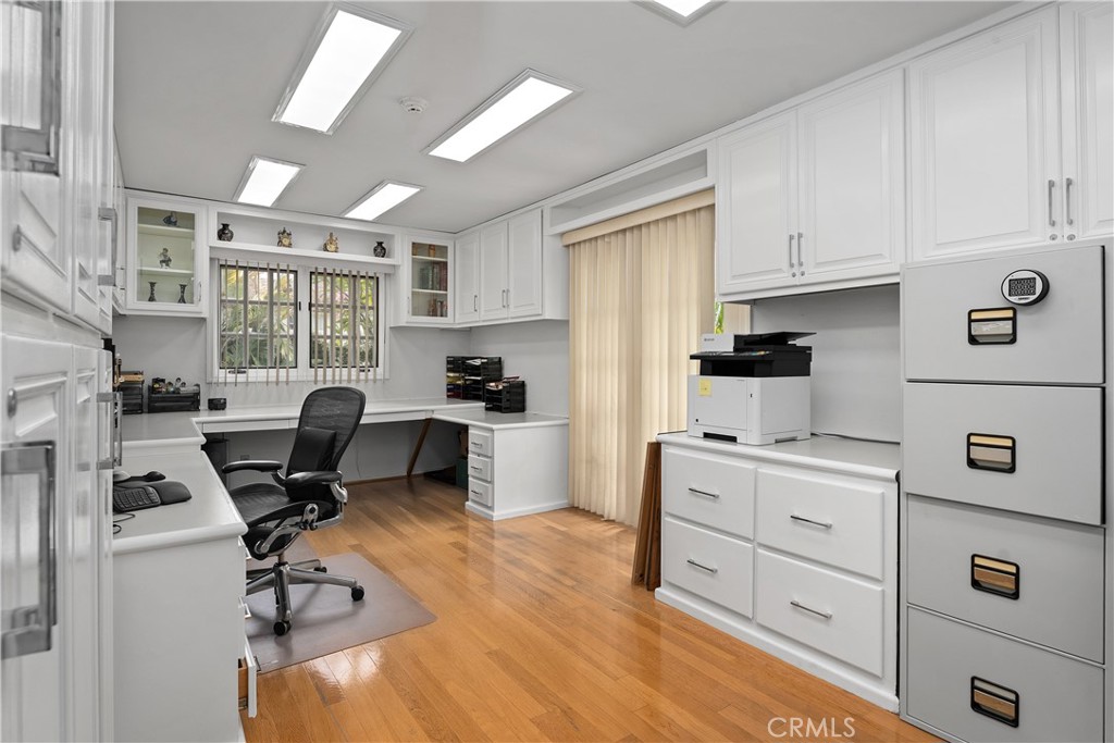 Office - could be a bedroom - 10371 Balliet Drive, Villa Park CA 92861 - photo 17