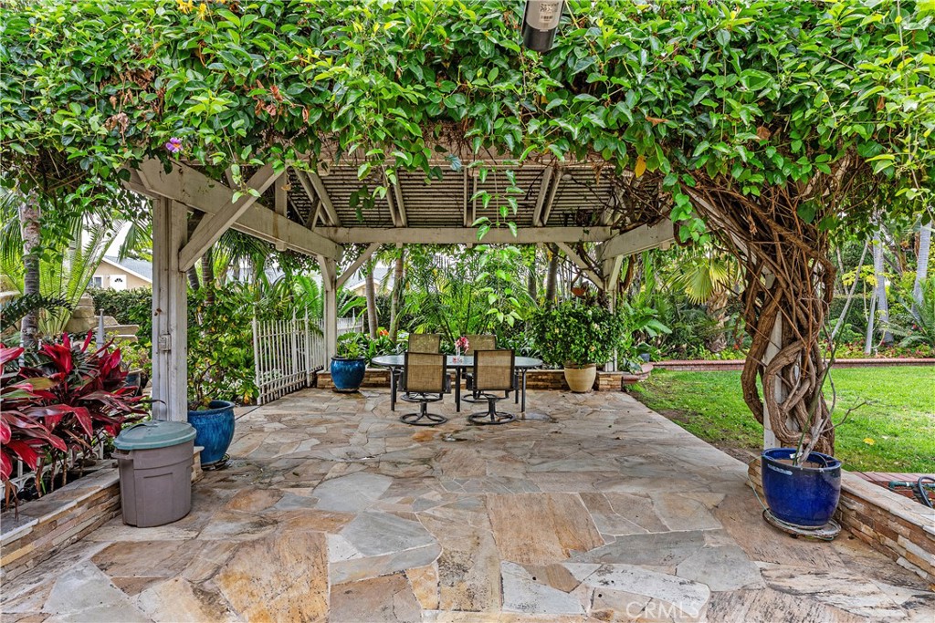 Large outdoor dining area - 10371 Balliet Drive, Villa Park CA 92861 - photo 31