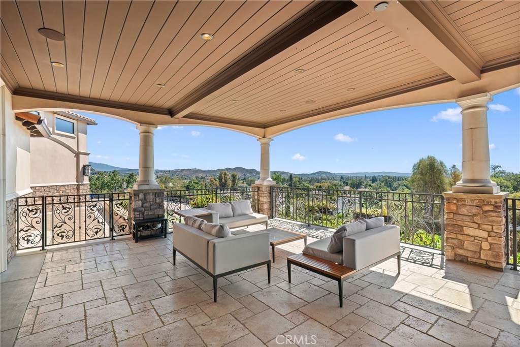18352 Cerro Villa, Villa Park CA 92861 - photo 20