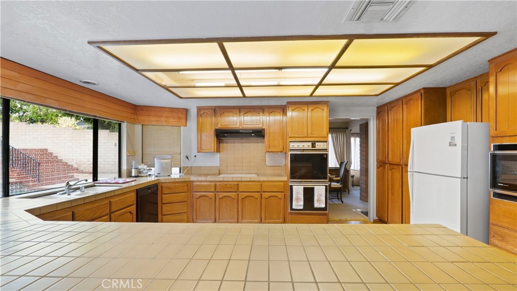 18675 Valley, Villa Park CA 92861 - photo 35