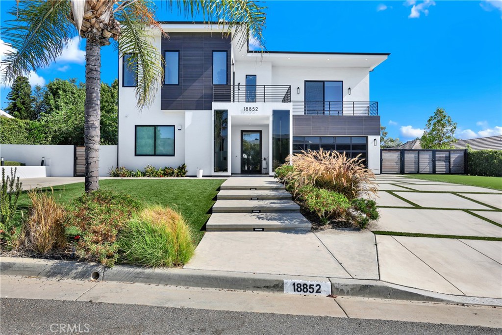 18852 CANYON CREST Drive, Villa Park CA 92861 - photo 3