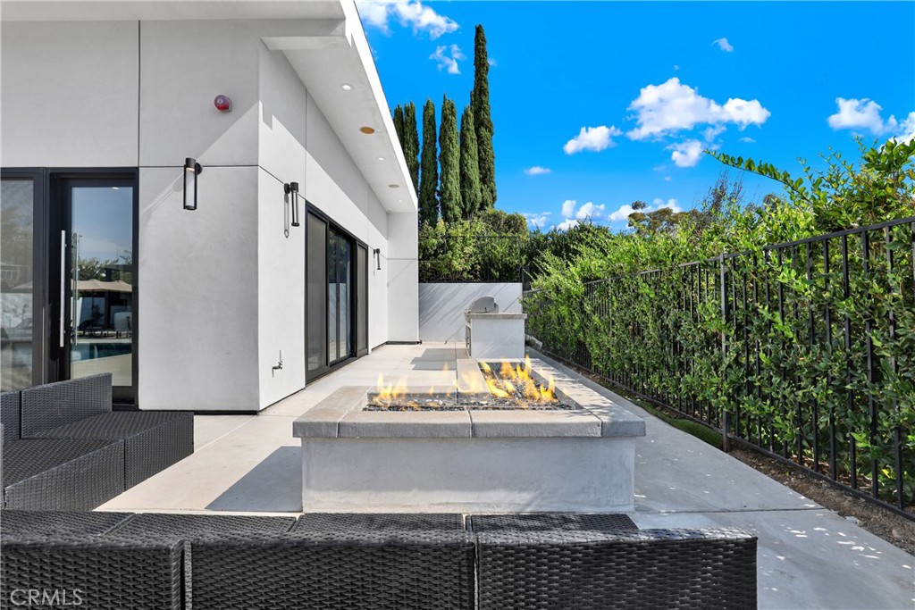 18852 CANYON CREST Drive, Villa Park CA 92861 - photo 9