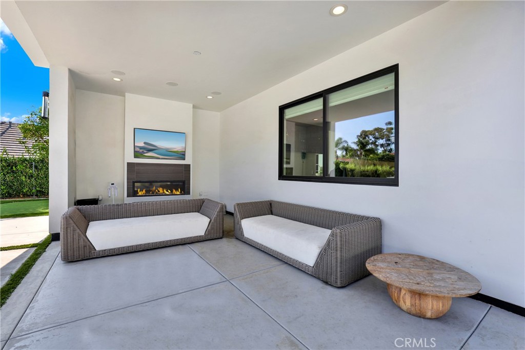 18852 CANYON CREST Drive, Villa Park CA 92861 - photo 10
