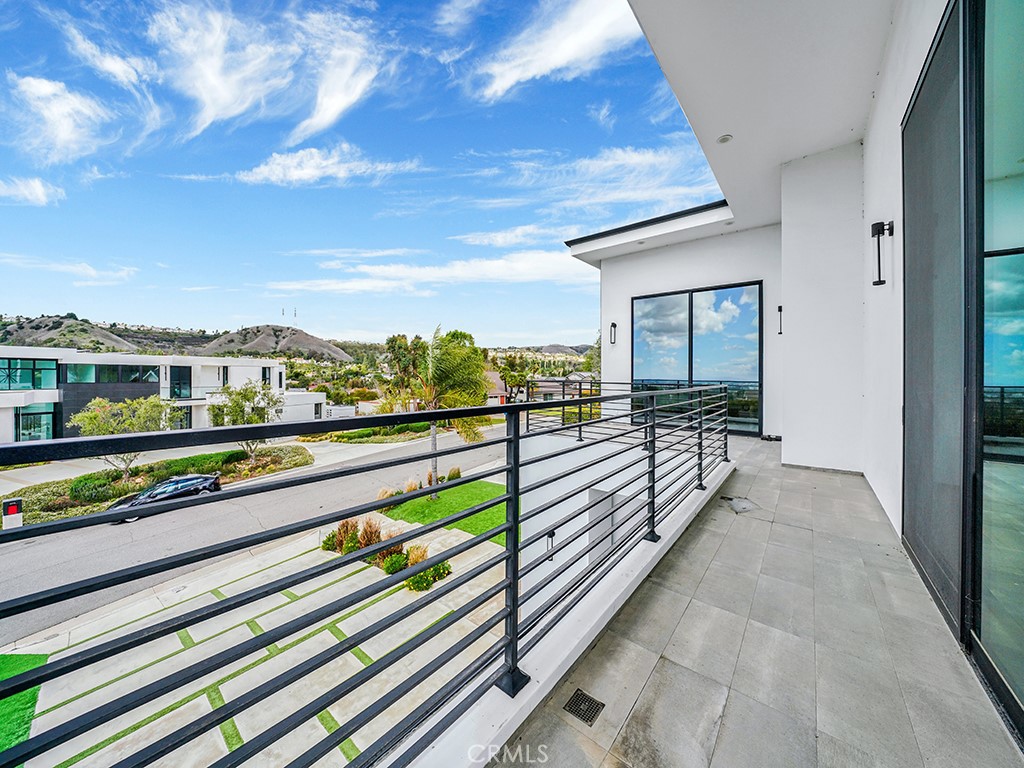 18852 CANYON CREST Drive, Villa Park CA 92861 - photo 55