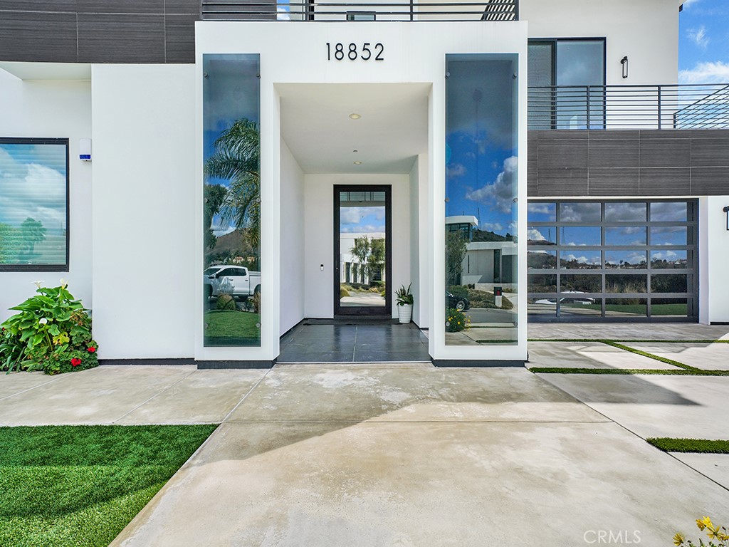 18852 CANYON CREST Drive, Villa Park CA 92861 - photo 68
