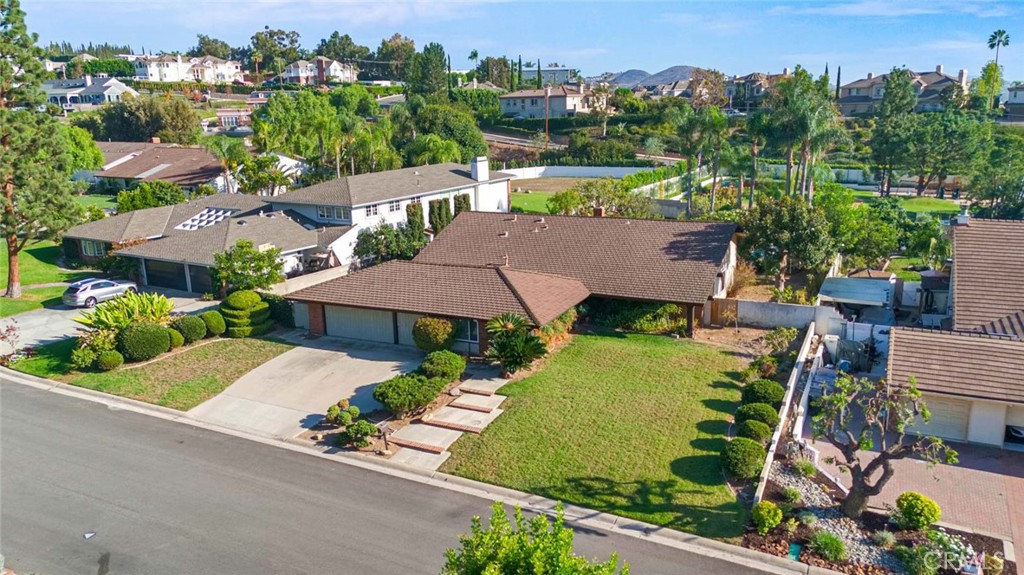 9472 Henderson Way, Villa Park CA 92861 - photo 2
