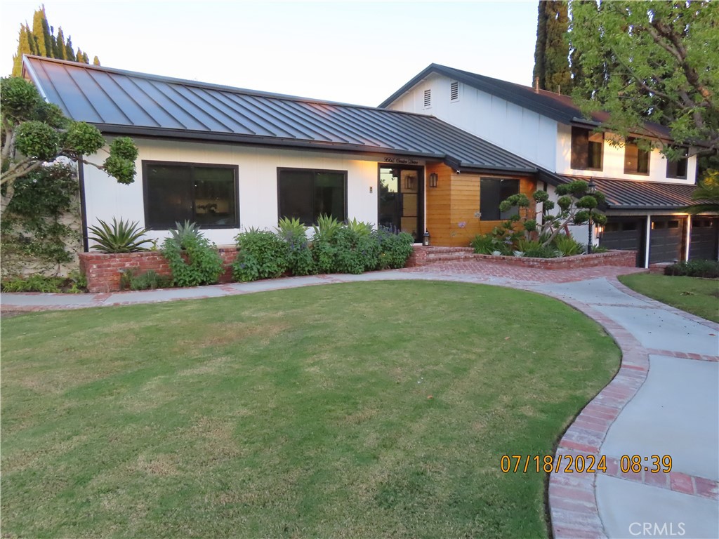 9562 Center Drive, Villa Park CA 92856 - photo 2