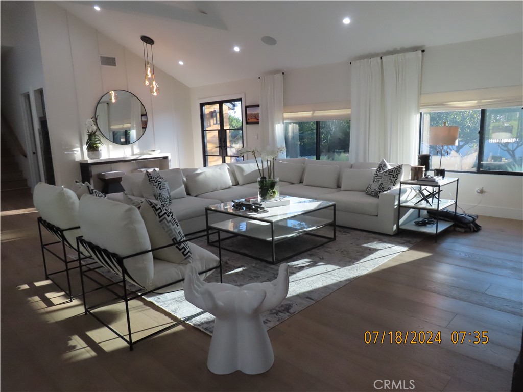 9562 Center Drive, Villa Park CA 92856 - photo 4