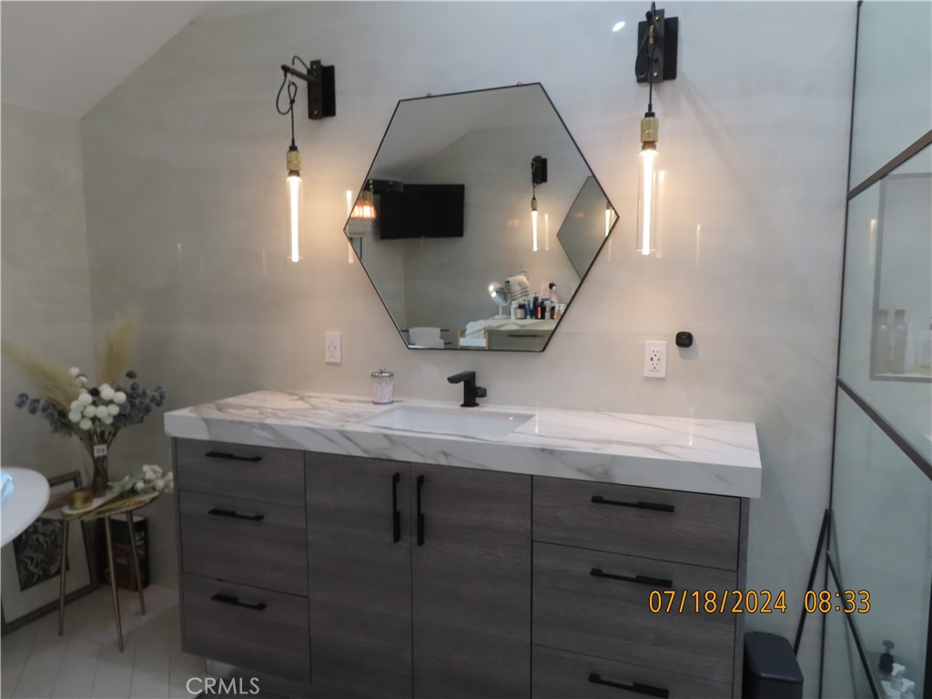 9562 Center Drive, Villa Park CA 92856 - photo 23