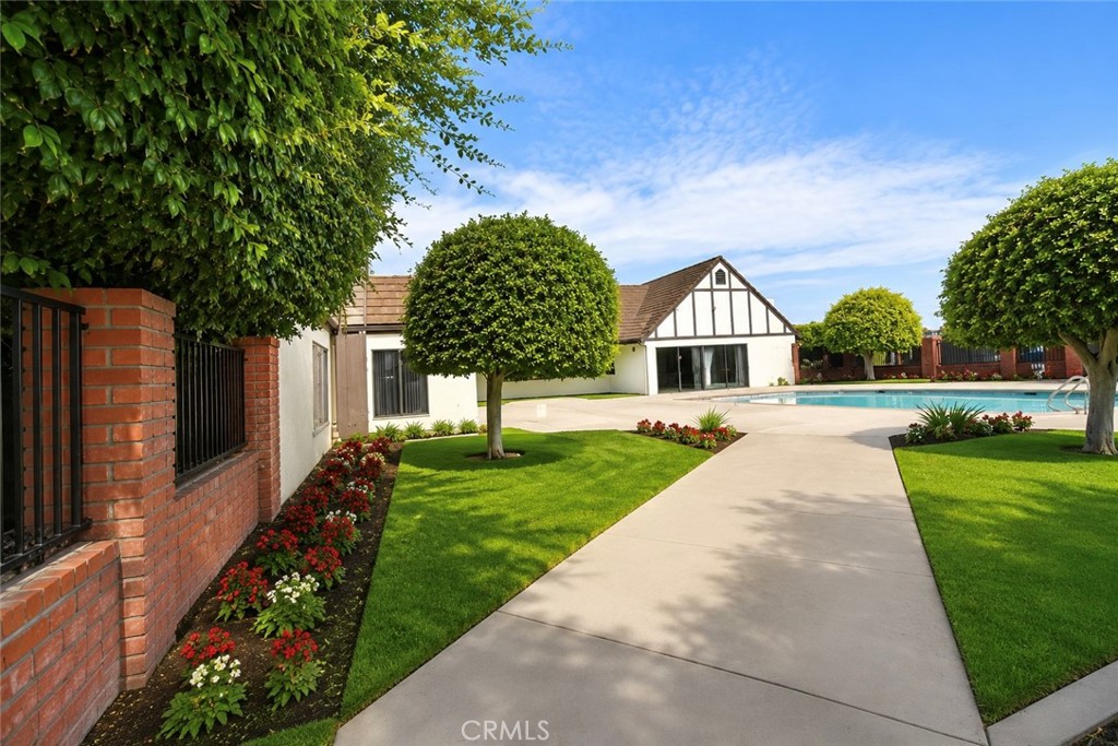 10200 Bolsa Ave 111, Westminster CA 92683 - photo 3