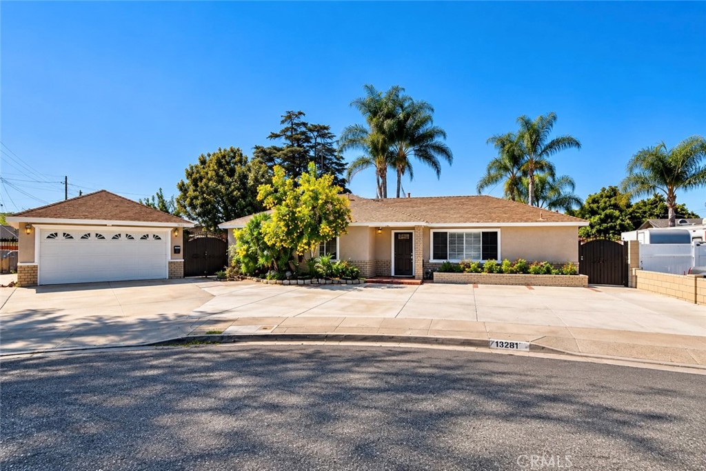 13281 Mono Place, Westminster CA 92683 - photo 6
