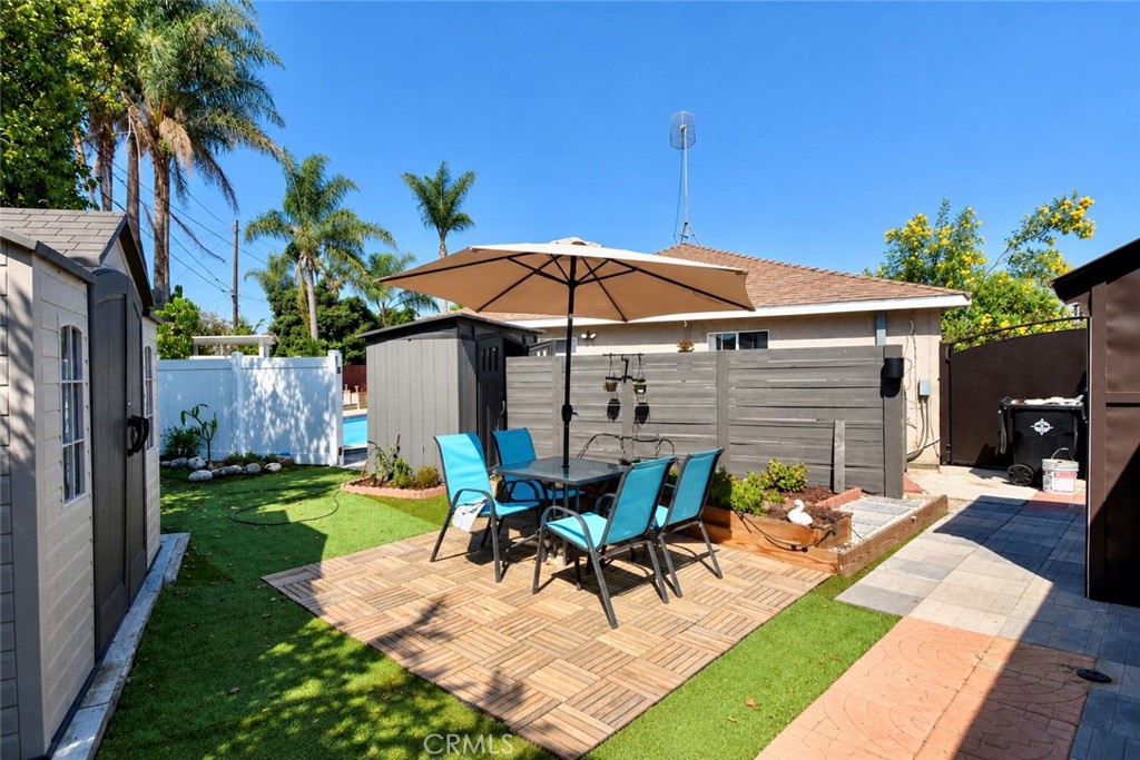 13281 Mono Place, Westminster CA 92683 - photo 11