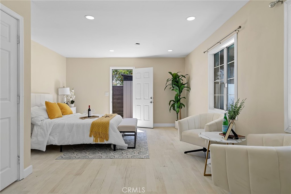 Mastersuite - 13281 Mono Place, Westminster CA 92683 - photo 49