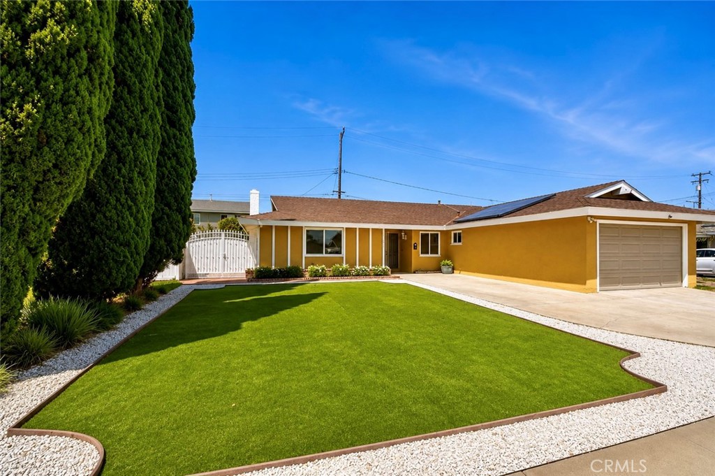 13291 Siskiyou, Westminster CA 92683 - photo 1