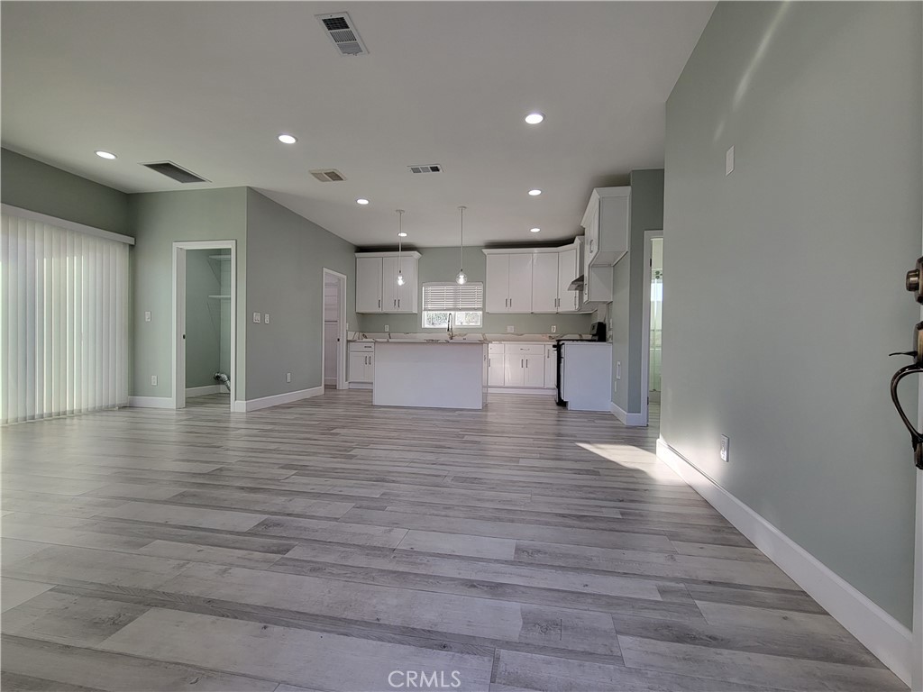 13455 Ontario Dr, Westminster CA 92844 - photo 3
