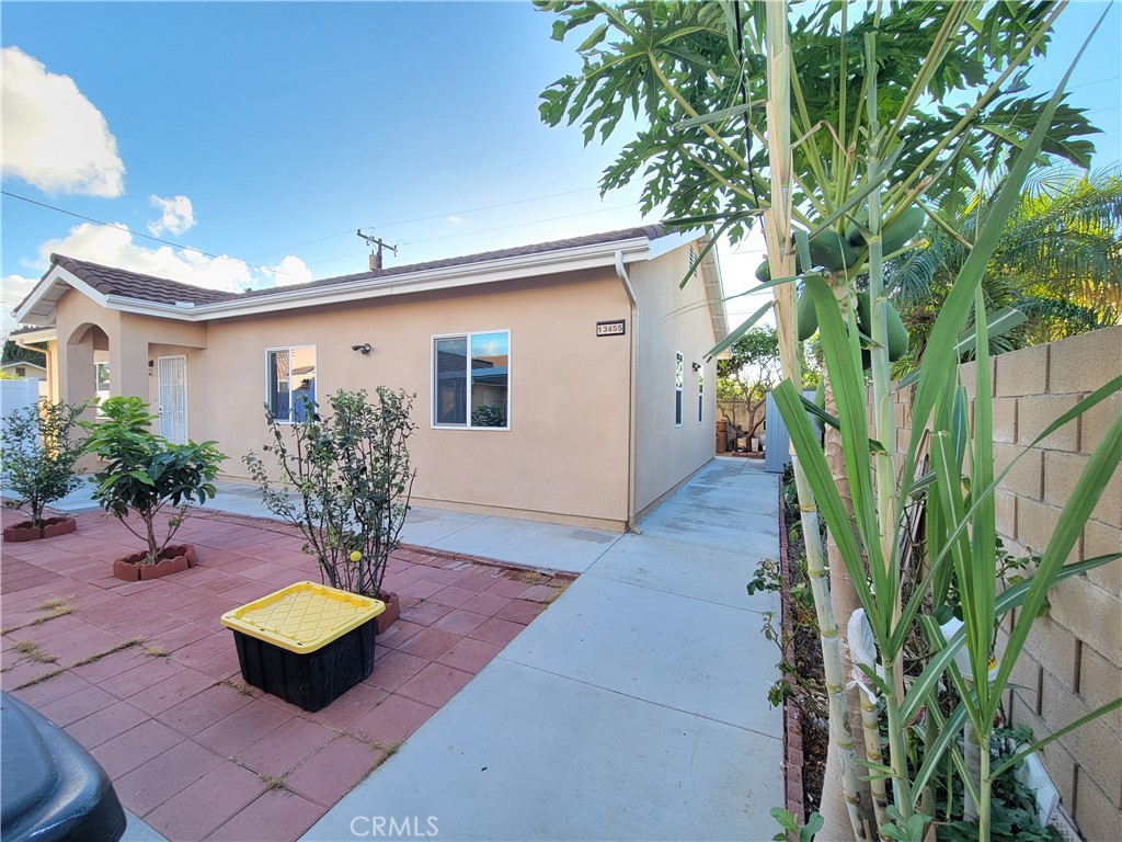13455 Ontario Dr, Westminster CA 92844 - photo 21