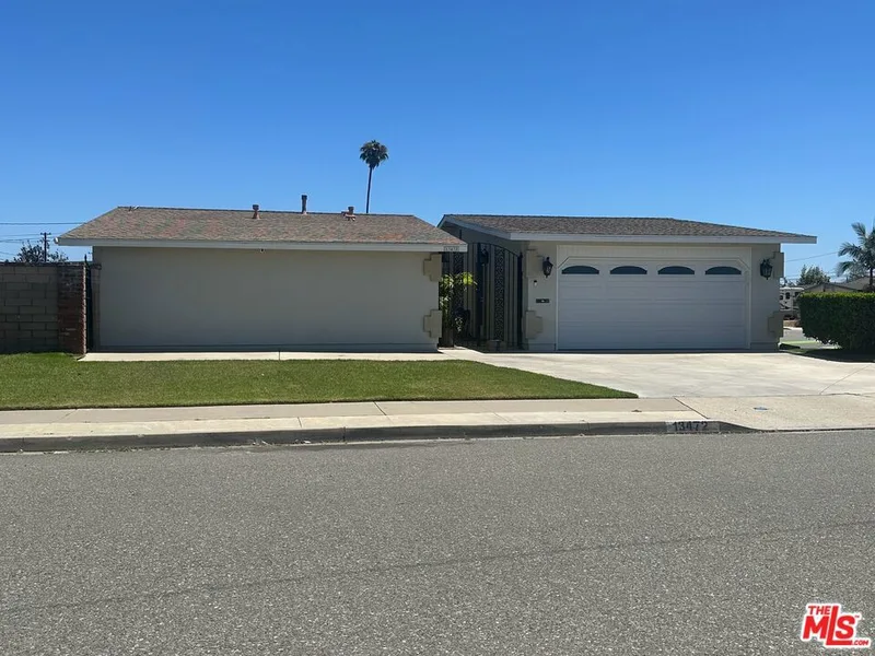 13472 Willamette Drive, Westminster, CA 92683