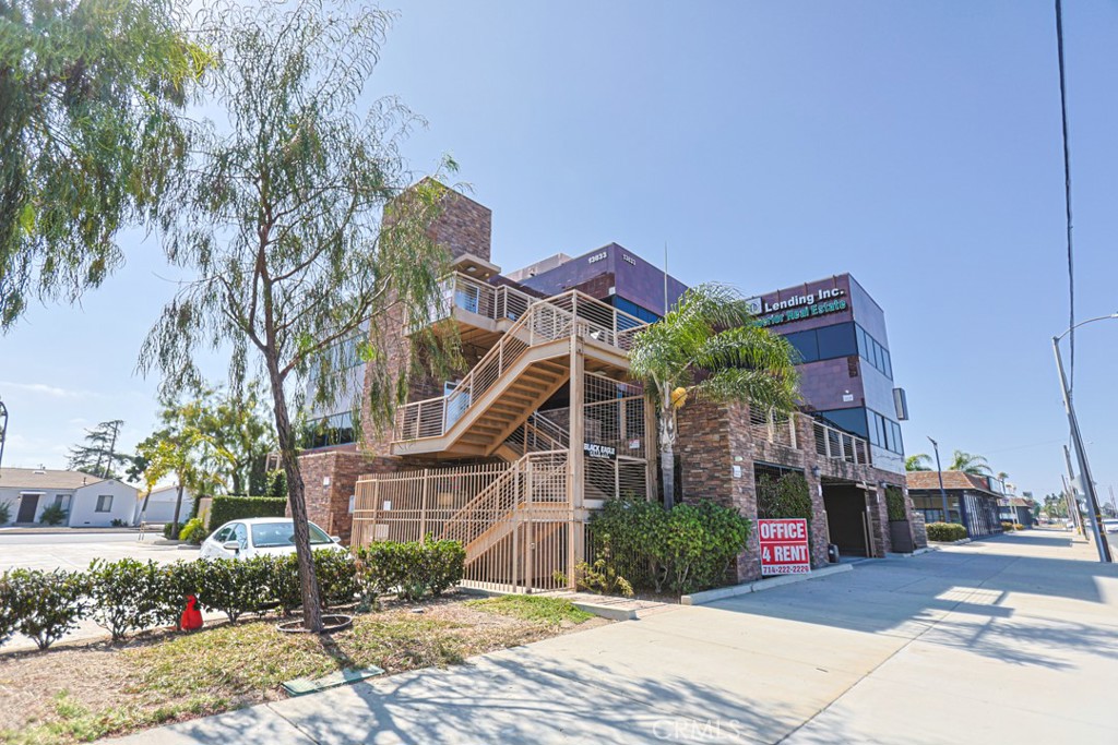 13833 Beach Boulevard, Westminster CA 92683 - photo 3