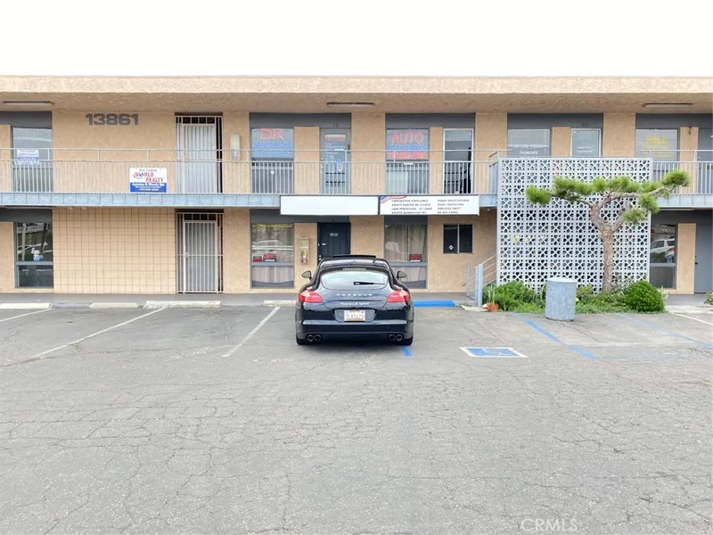 13861 Beach Boulevard, Westminster, CA 92683