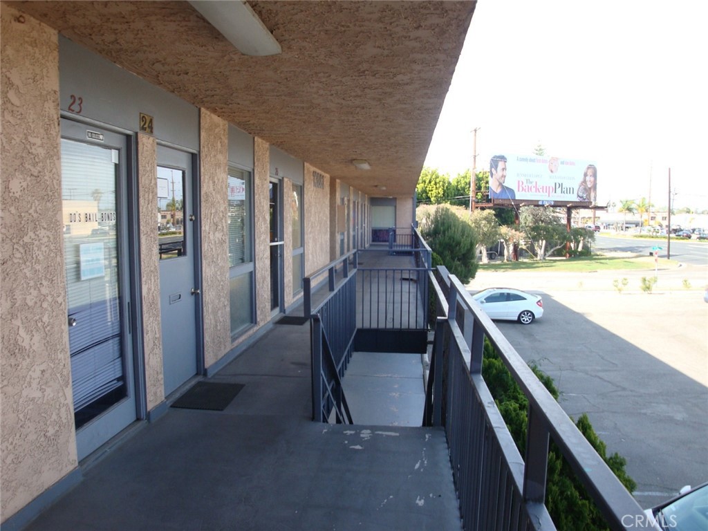 13861 Beach Boulevard, Westminster CA 92683 - photo 9