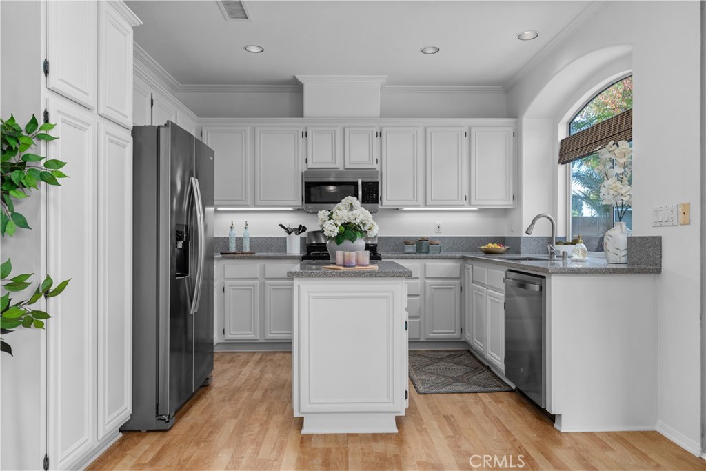 13861 Haileigh Street, Westminster CA 92683 - photo 12
