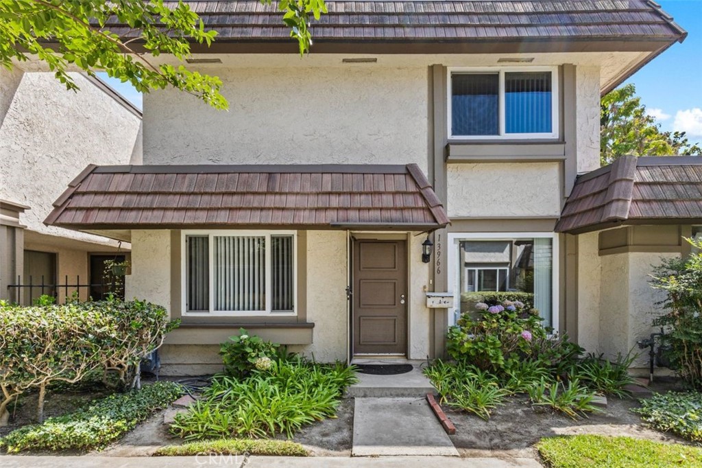 13966 Chelmsford Walk, Westminster CA 92683 - photo 1