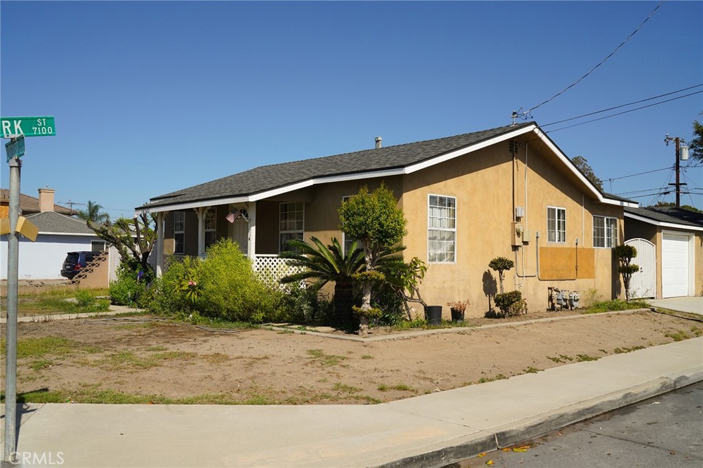 14142 Locust, Westminster CA 92683 - photo 4