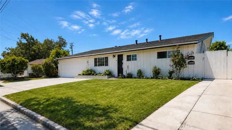 14181 Roxanne, Westminster