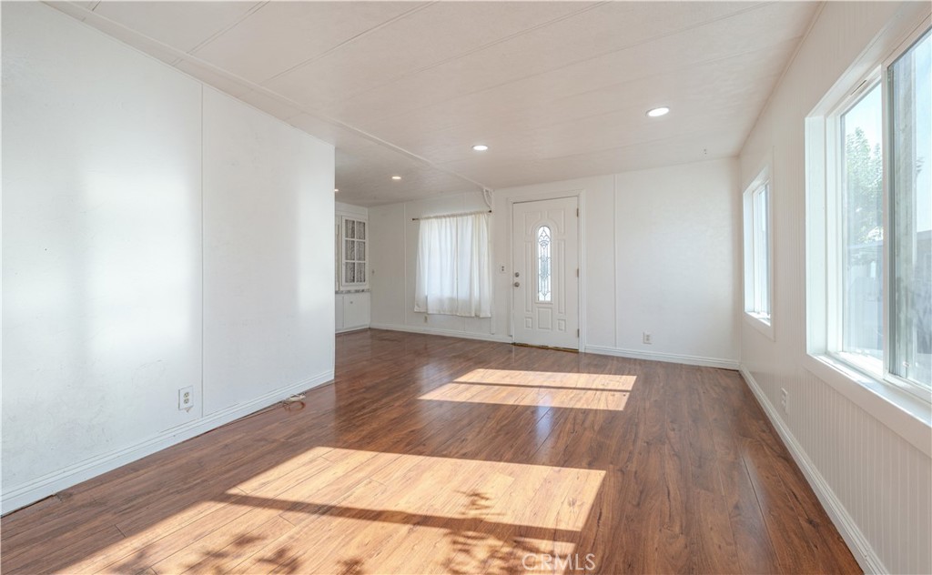 14272 Hoover 47, Westminster CA 92683 - photo 4