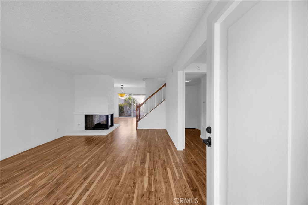 14296 Suffolk, Westminster CA 92683 - photo 3