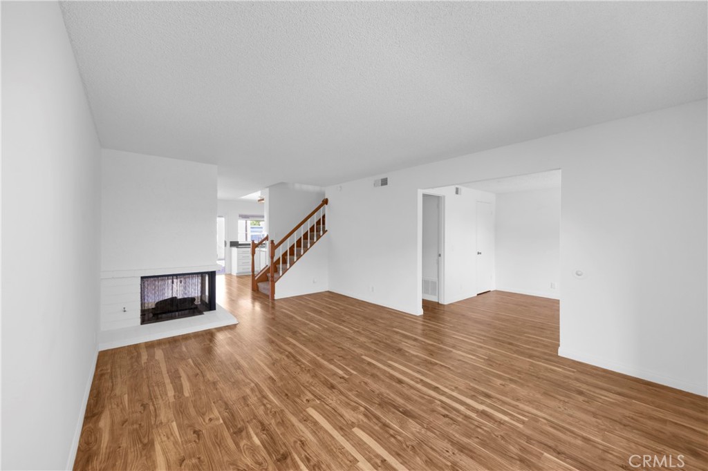 14296 Suffolk, Westminster CA 92683 - photo 2