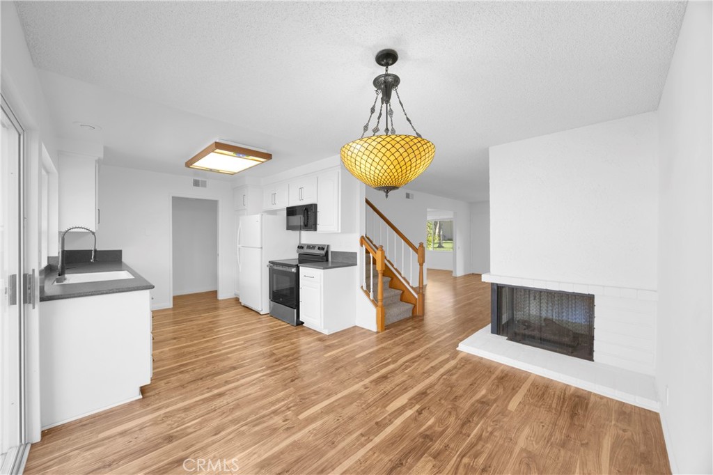 14296 Suffolk, Westminster CA 92683 - photo 10