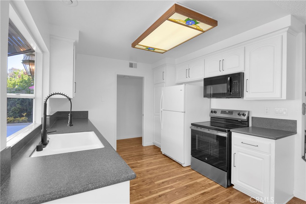 14296 Suffolk, Westminster CA 92683 - photo 12