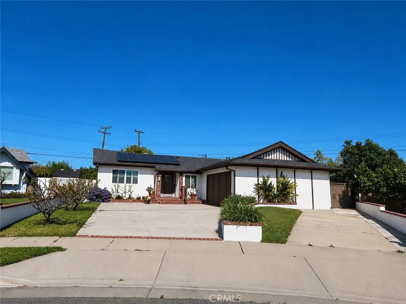 14842 Deanann, Westminster, CA 92683