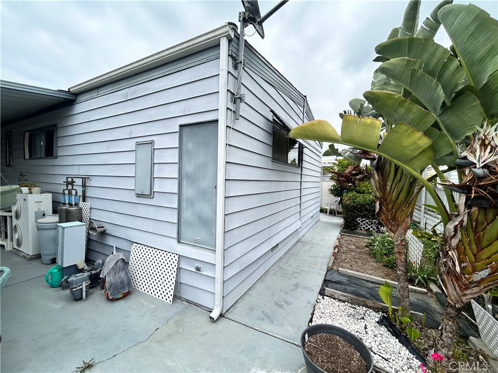 15111 Bushard Street 18, Westminster CA 92683 - photo 3