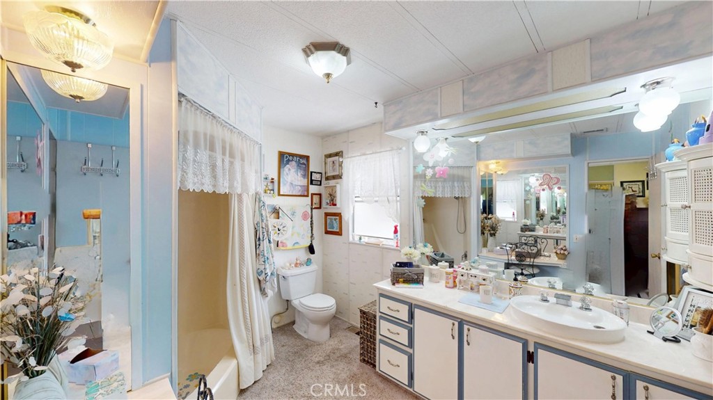 15111 Bushard Street 18, Westminster CA 92683 - photo 21