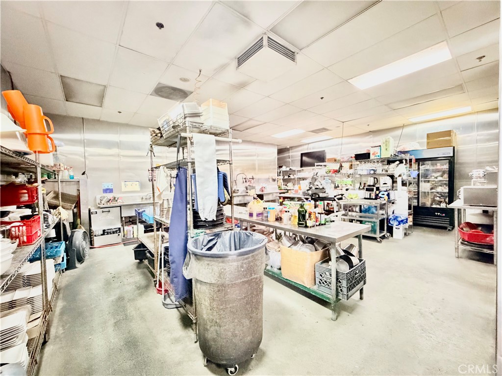 15606 Brookhurst St E, Westminster CA 92683 - photo 13