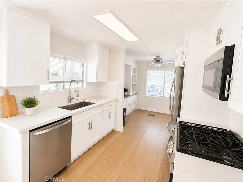 15621 Beach 84, Westminster