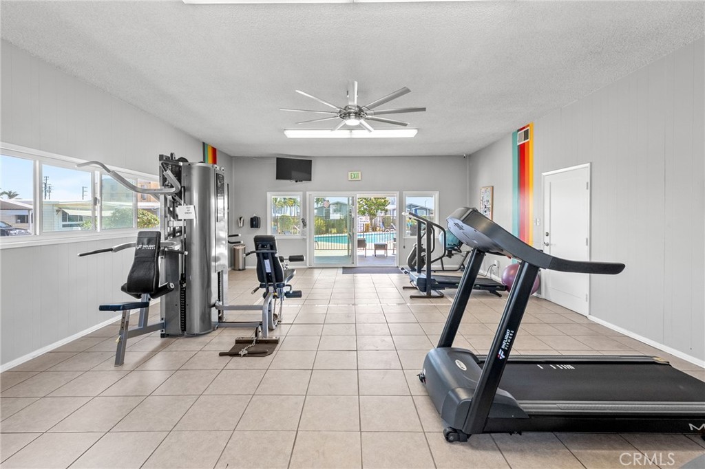 15621 Beach Blvd 131, Westminster CA 92683 - photo 32