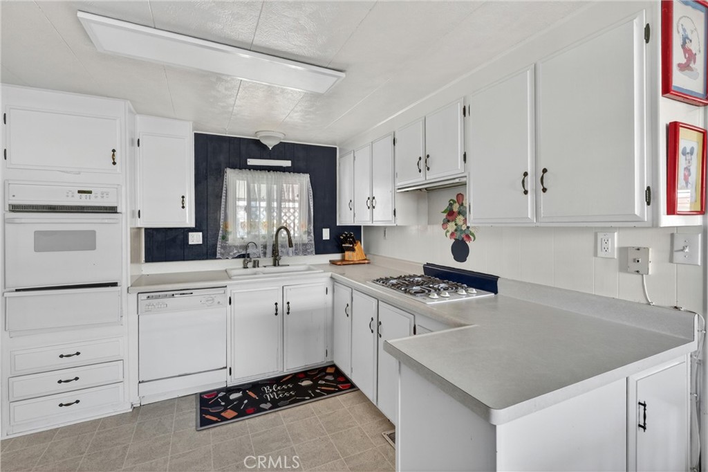 15621 Beach Blvd Spc 127, Westminster CA 92683 - photo 23