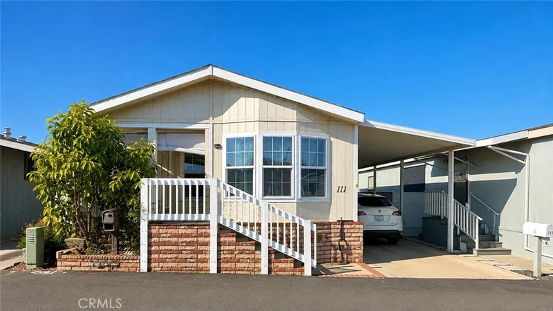 15621 Beach Boulevard 111, Westminster