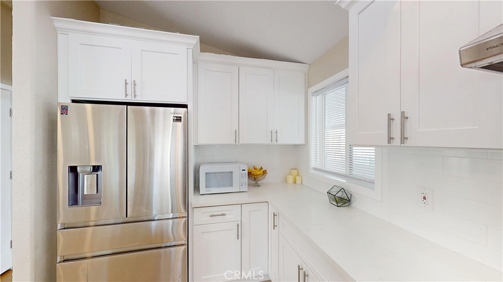 15621 Beach Boulevard 111, Westminster CA 92683 - photo 6