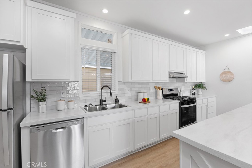 15621 Beach Boulevard 19, Westminster CA 92683 - photo 21