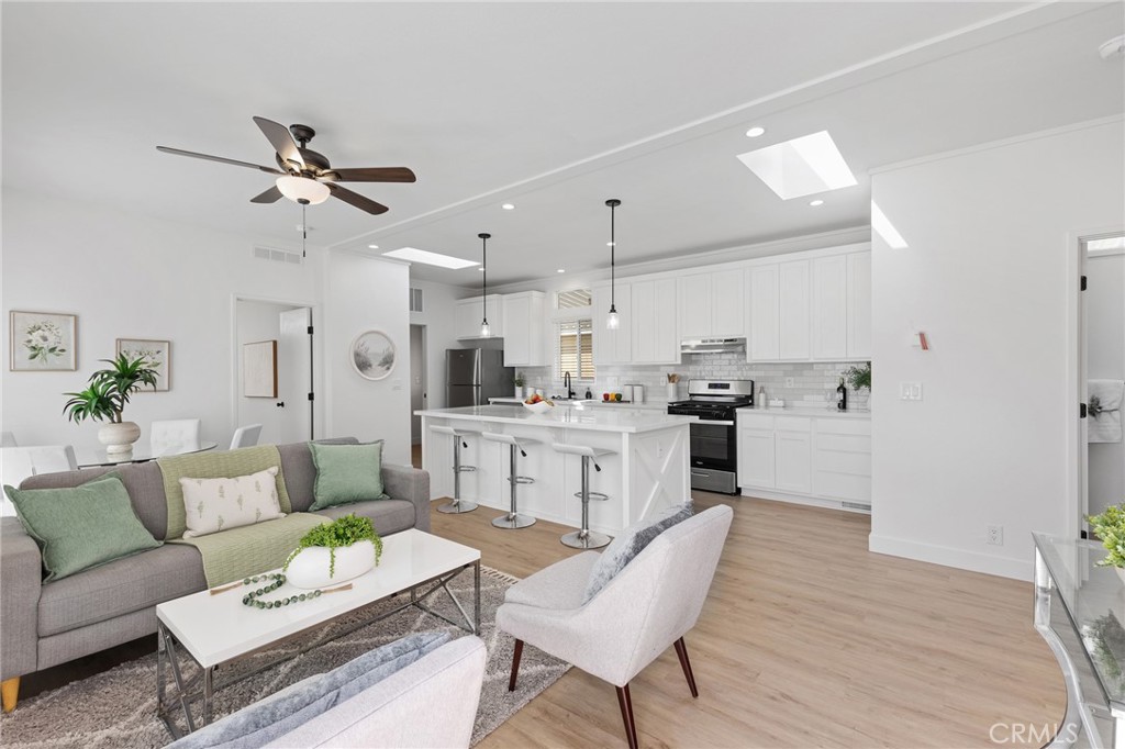 15621 Beach Boulevard 19, Westminster CA 92683 - photo 5